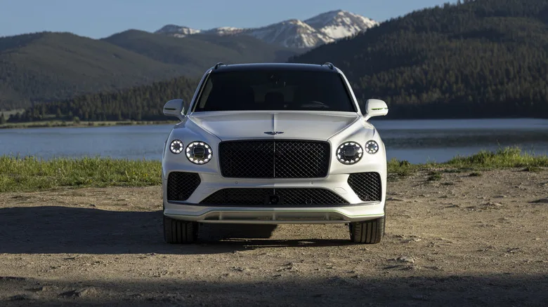Here’s How Much a 2021 Bentley Bentayga V8 Has Depreciated in Five Years