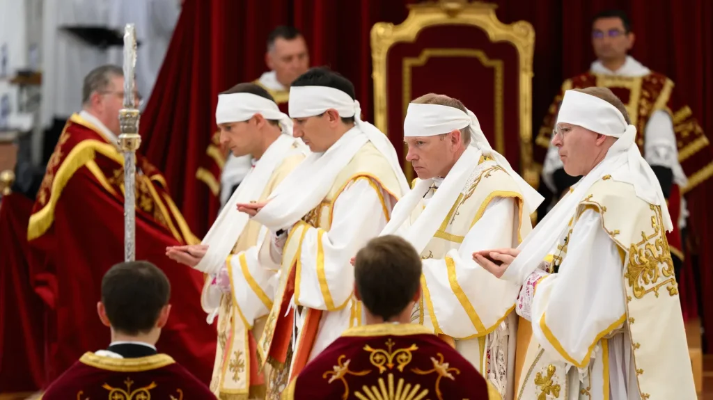Dueling Popemobiles inches closer as Catholic schism deepens