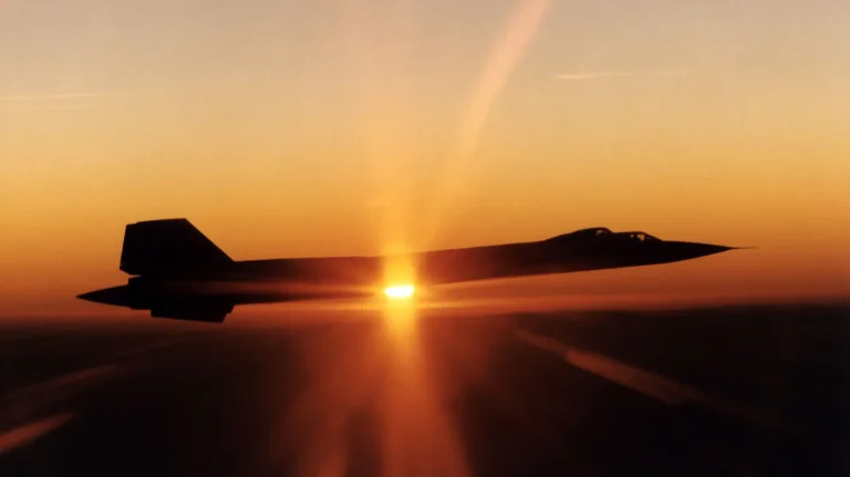 Acestea sunt 5 dintre cele mai rapide avioane militare construite vreodată