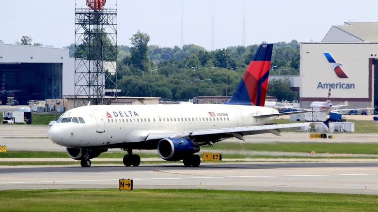 Firework strikes Delta flight during landing at Chicago Midway — another Independence Day ‘celebration’ gone wrong