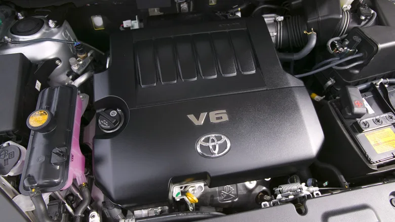How Toyota’s RAV4 V6 embarrassed pricier crossovers and SUVs at the drag strip