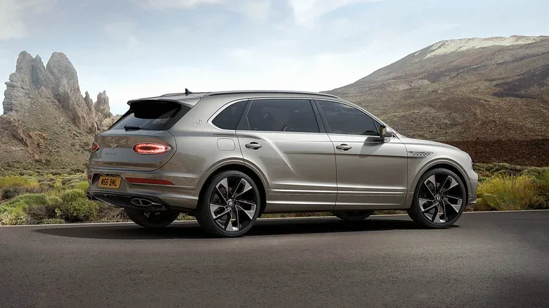 Here’s How Much a 2021 Bentley Bentayga V8 Has Depreciated in Five Years