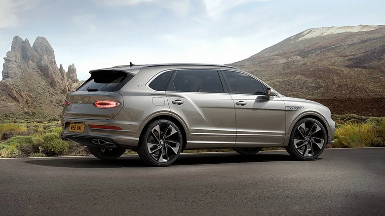 Here’s How Much a 2021 Bentley Bentayga V8 Has Depreciated in Five Years