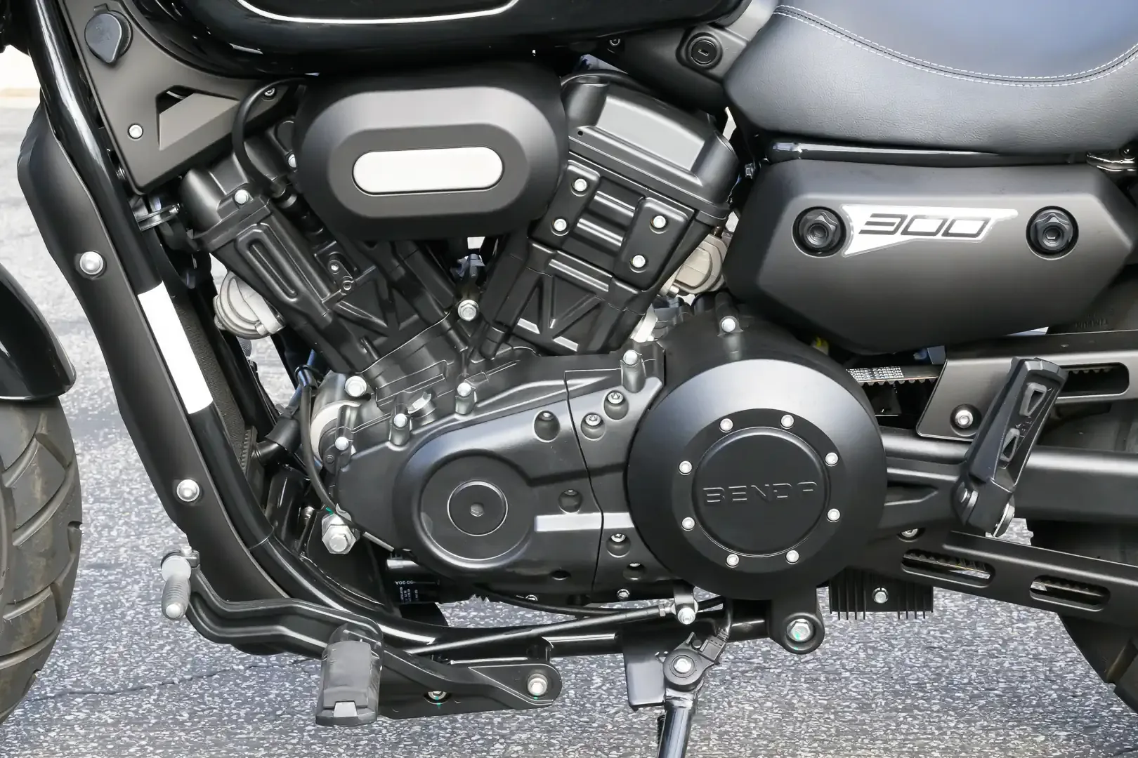 2026 Benda Chinchilla 300 Review: 14 Fast Facts for $4999