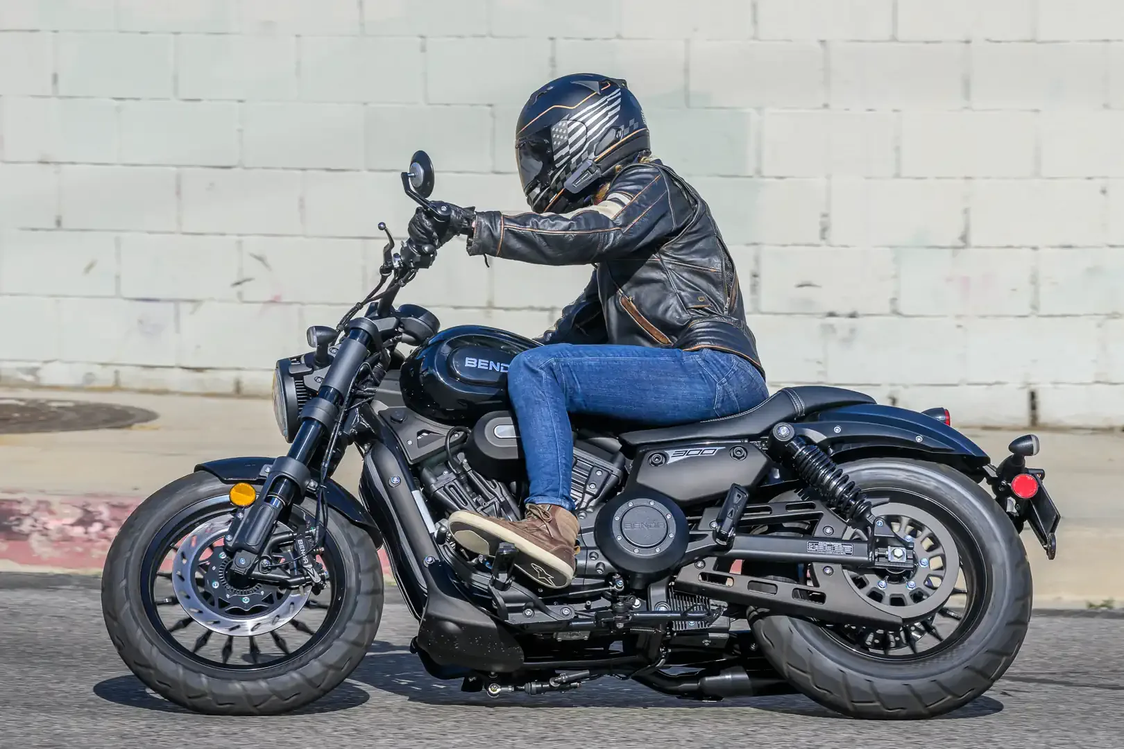 2026 Benda Chinchilla 300 Review: 14 Fast Facts for $4999