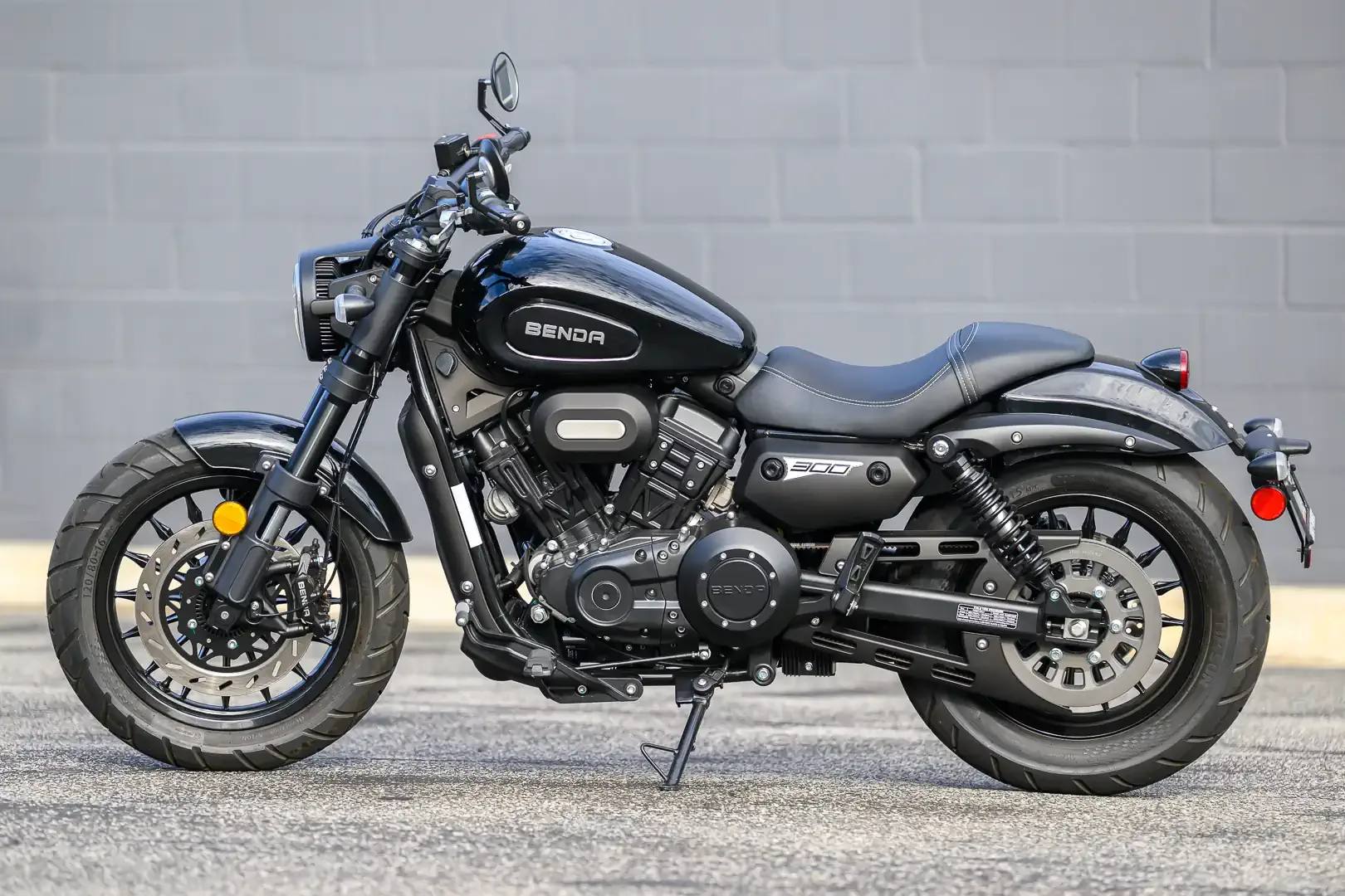 2026 Benda Chinchilla 300 Review: 14 Fast Facts for $4999