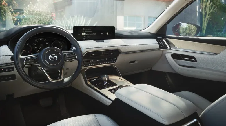 Mazda Флагманські позашляховики борються, але план порятунку ігнорує очевидне