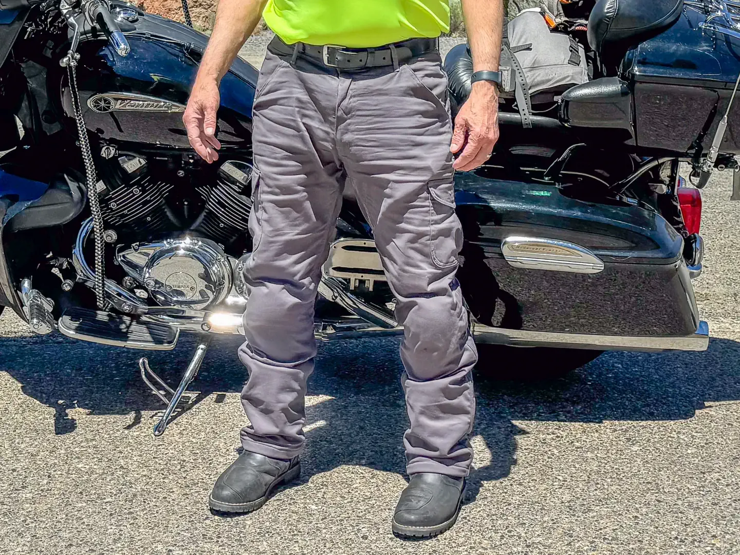 Old Soul Moto AAA Armored Motorcycle Pants Review: Protecția întâlnește stilul casual