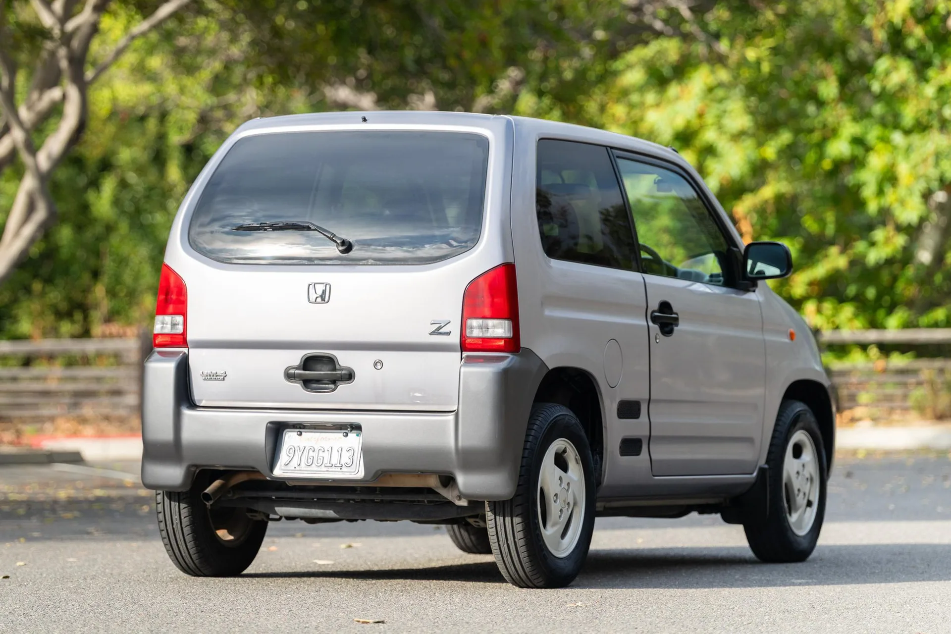Honda’s Tiny Z Hides Its Turbo Engine Where a Chiron Does, for Kei-Car Money