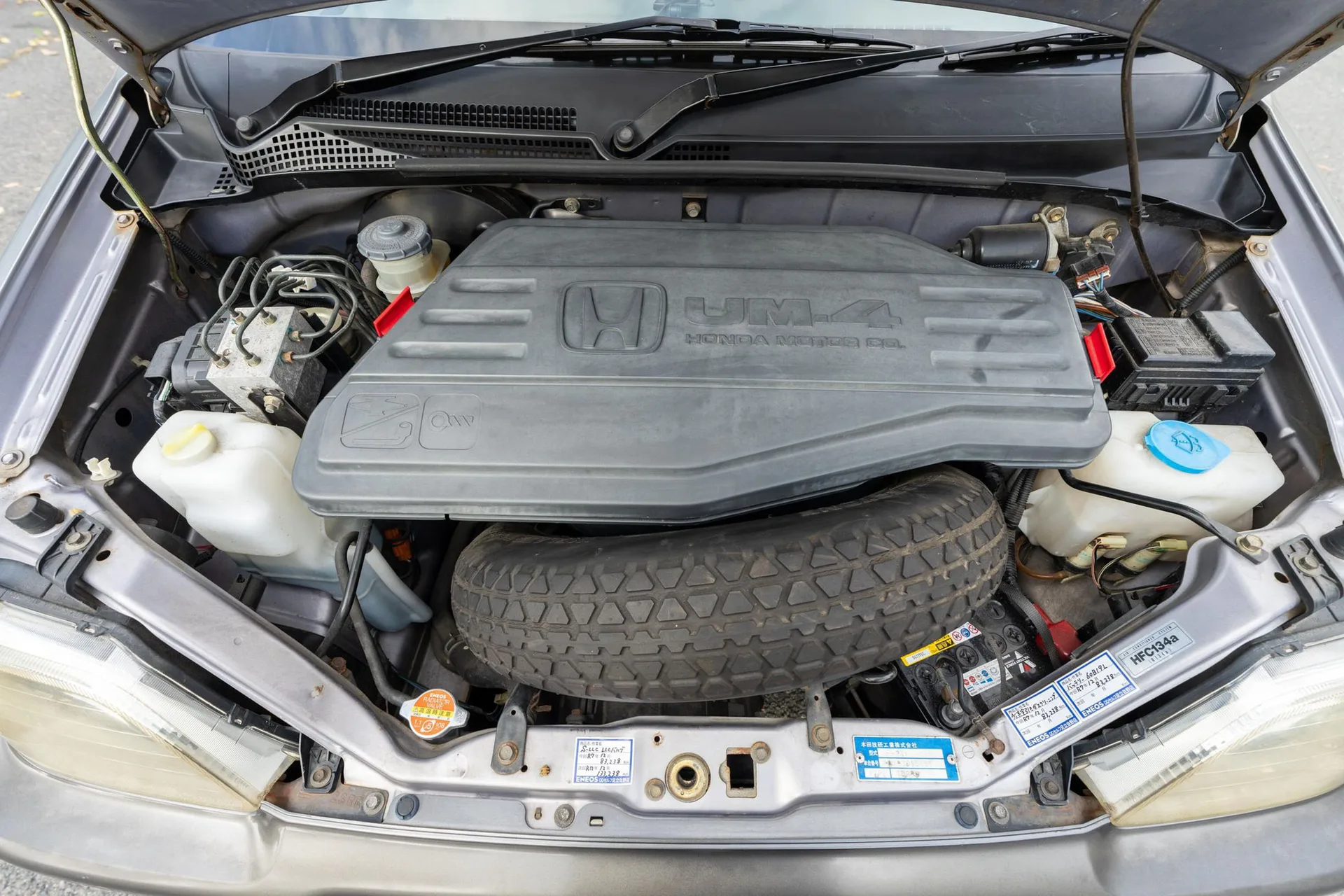 Honda’s Tiny Z Hides Its Turbo Engine Where a Chiron Does, for Kei-Car Money