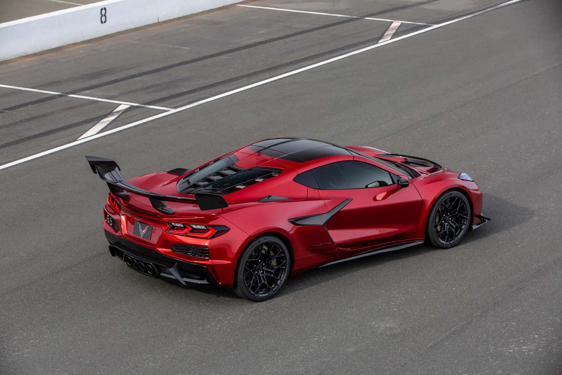 1,250 HP Corvette ZR1X Targets New Pikes Peak Production Record