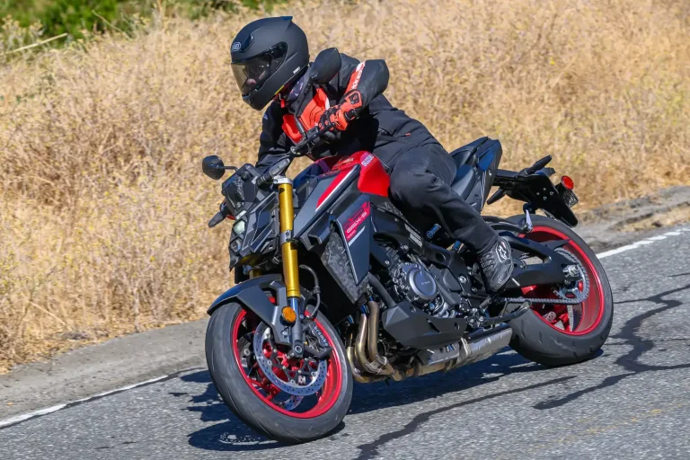 2026 Suzuki GSX-S1000 Review: 11 fapte rapide pentru 11.989 USD