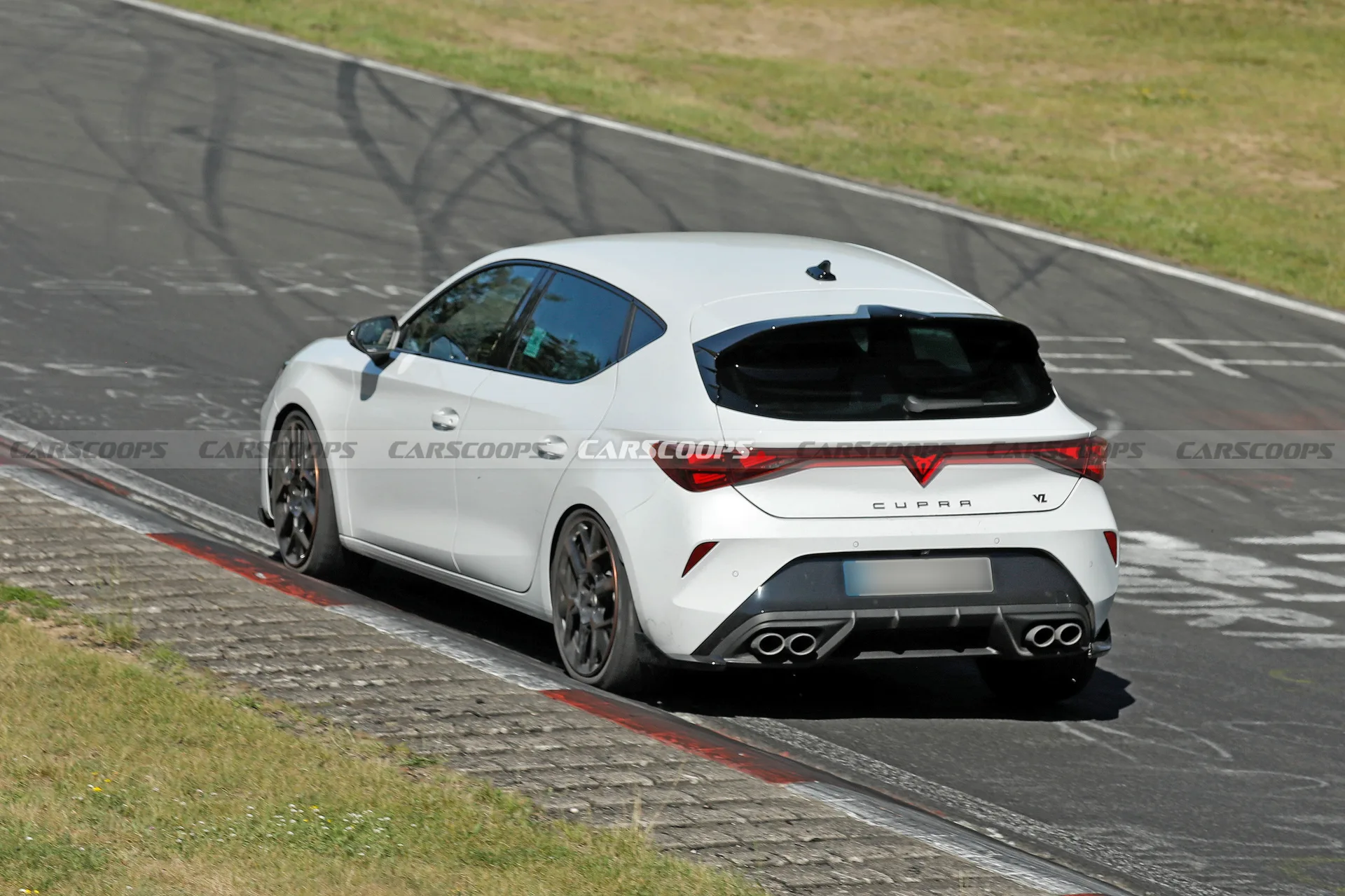 Cupra Leon VZ TCR: the most extreme front-wheel-drive Leon ever confirmed with 321 HP and Nürburgring spied