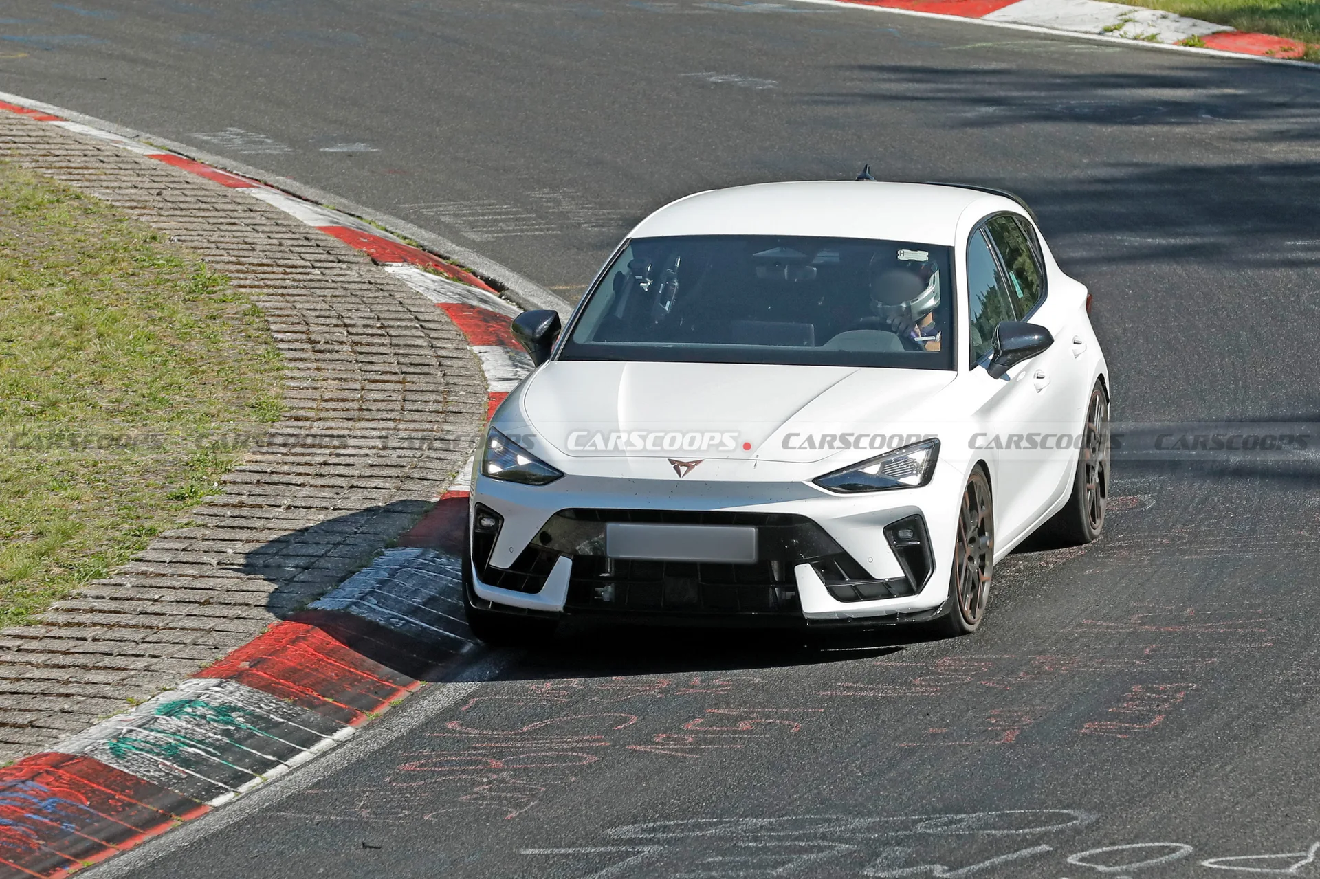 Cupra Leon VZ TCR: the most extreme front-wheel-drive Leon ever confirmed with 321 HP and Nürburgring spied