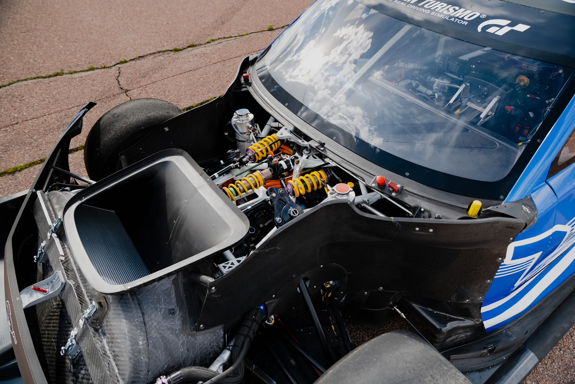 Corvette ZR1X Sets New Pikes Peak Production Record, But Ford Wins Overall