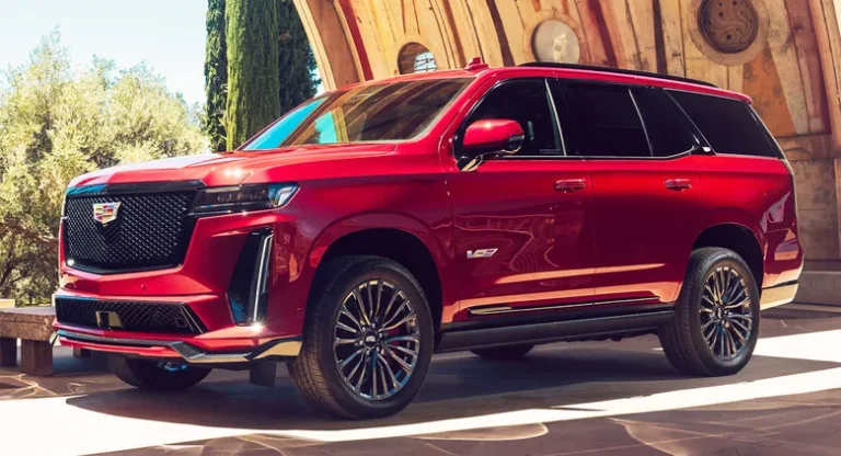 GM ستلغي 350 وظيفة في مصنع ميشيغان بعد التحول من السيارات الكهربائية إلى سيارات الاحتراق كاديلاك