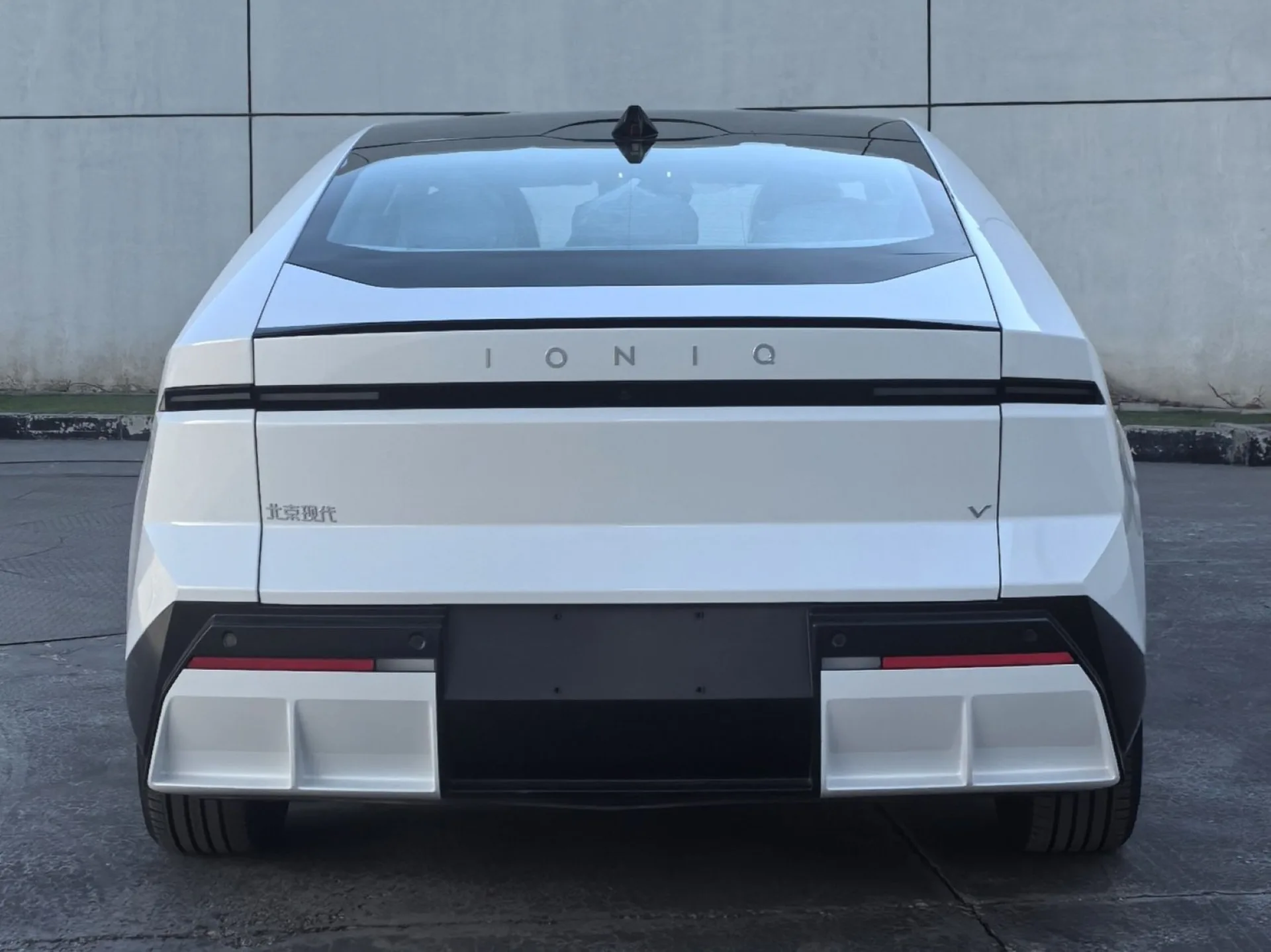 Hyundai’s Ioniq V Sedan Promises 404 Miles on a Small Battery