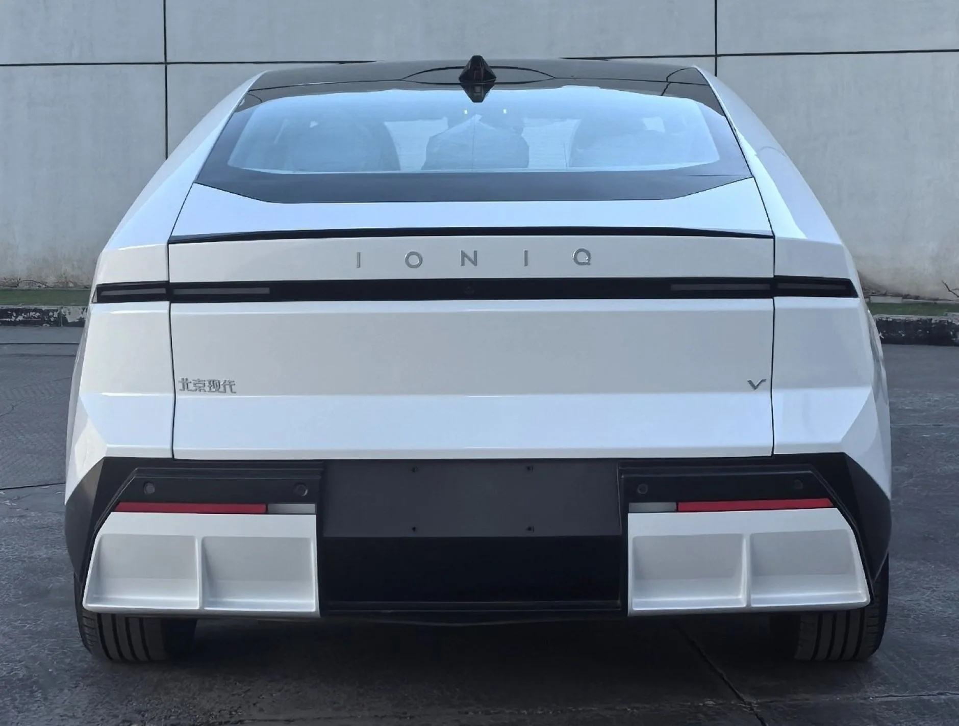 Hyundai’s Ioniq V Sedan Promises 404 Miles on a Small Battery