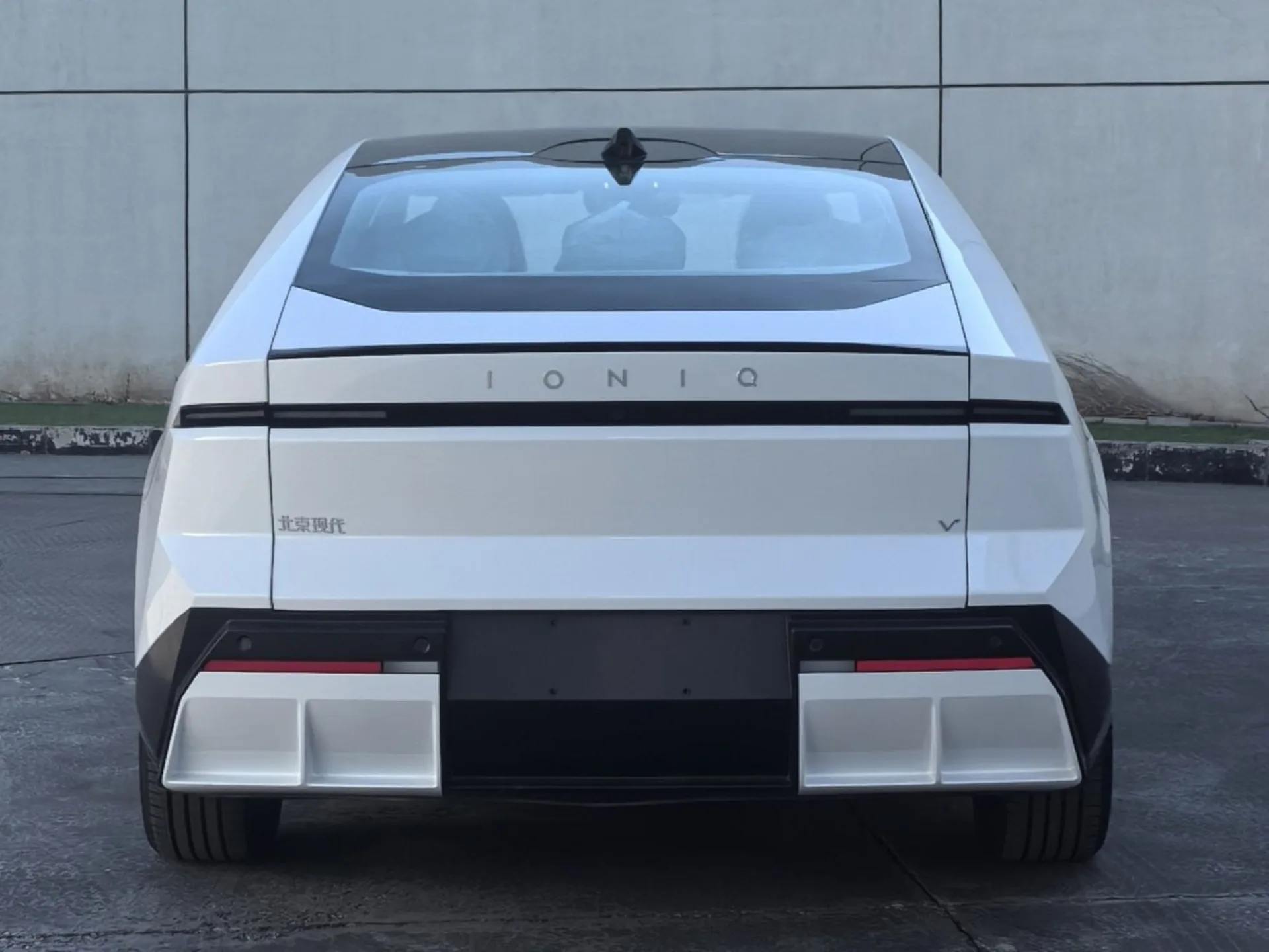 Hyundai’s Ioniq V Sedan Promises 404 Miles on a Small Battery