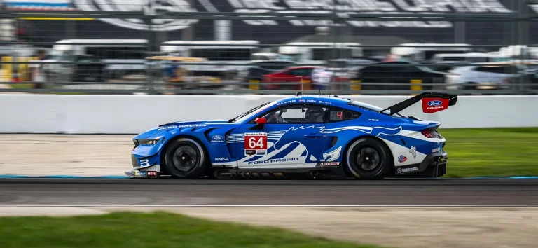 Ford Mustang GT3 obține o victorie IMSA la The Brickyard