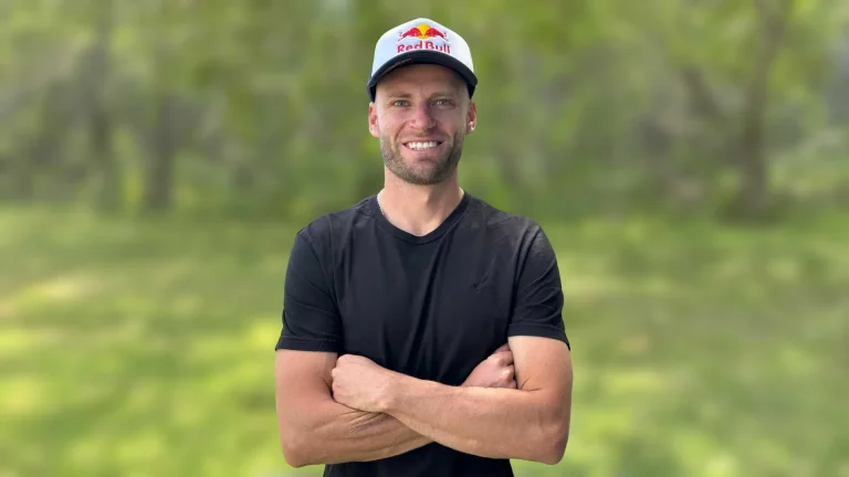 Brad Binder se alătură BMW Motorrad WorldSBK Team de la 2027