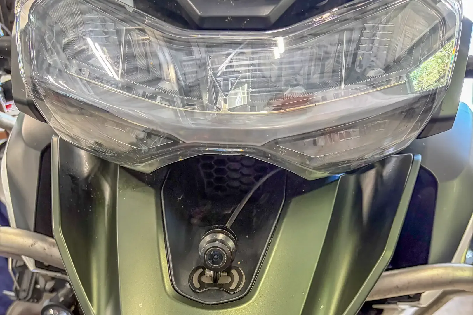 CPMC X6 Review: A Feature-Rich CarPlay Display for Motorcycles with Some Rough Edges