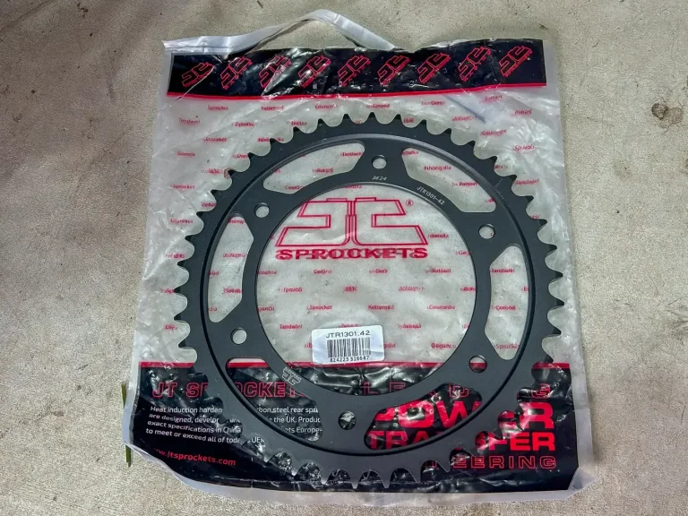 Преглед на стоманено задно зъбно колело JT Sprockets: CRF300L Rally Gearing