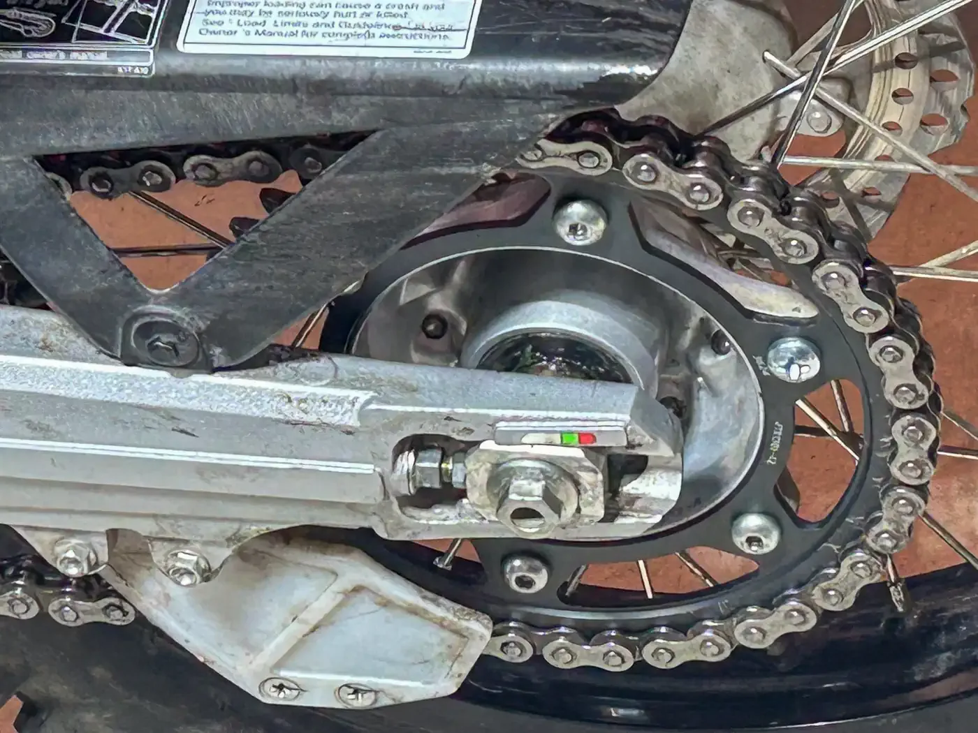 Revisión de la rueda dentada trasera de acero JT Sprockets: CRF300L Rally Gearing
