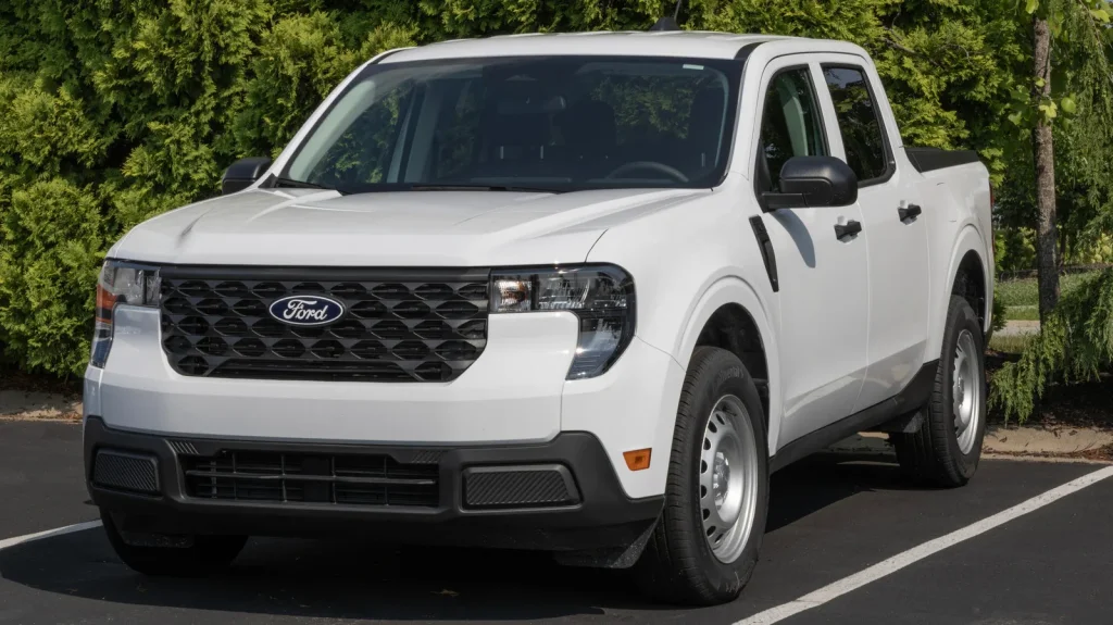 لماذا يتم بناء Ford Maverick Chose Unibody على الجسم على الإطار