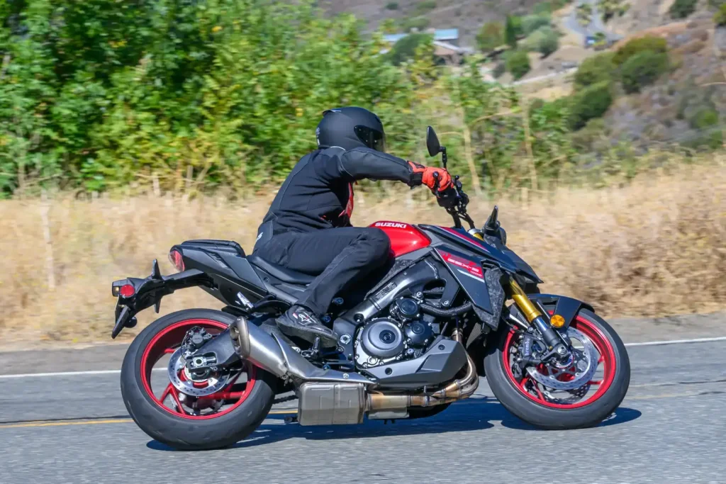 The Throttle Stop – septembrie 2026: Bifurcări pe drumuri