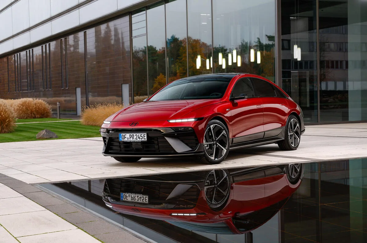 Test cu noul Hyundai Ioniq 6: autonomie de 423 de mile la preț de hatchback