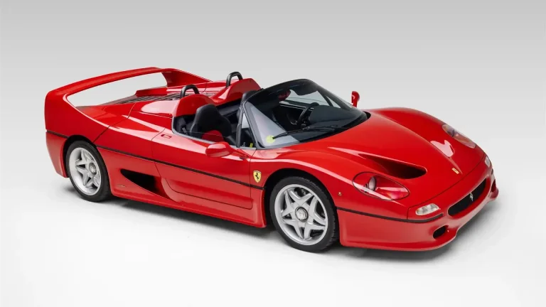 Ferrari F50 з пробігом лише 106 миль виставляють на аукціон за 20 мільйонів доларів