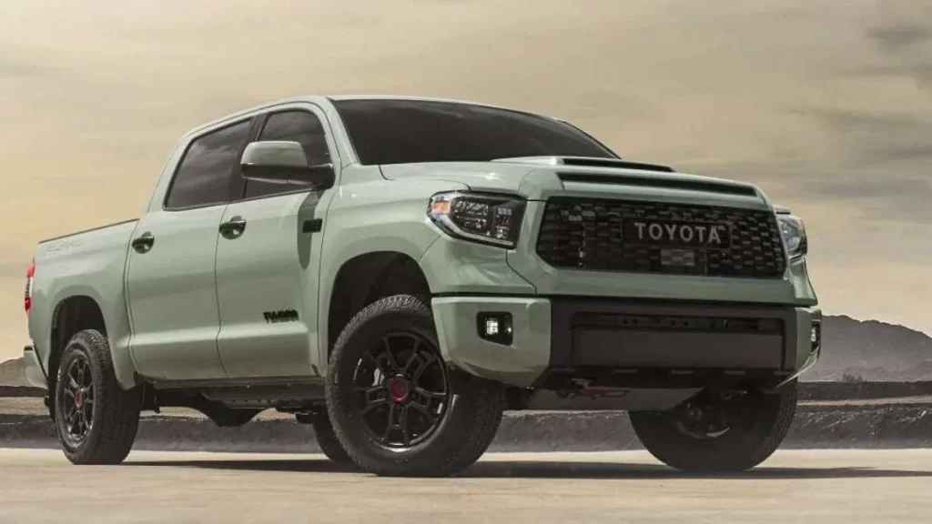 Toyota Tundra отлично держит цену: пикап 2021 года продали за $48 000 спустя 5 лет