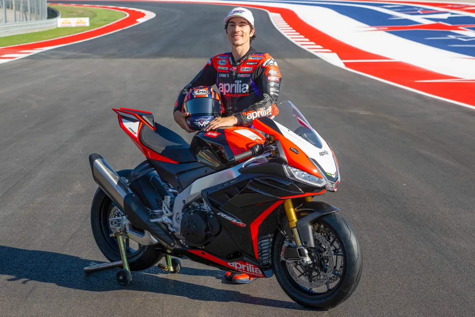 Ръководство за купувача на Aprilia RSV4 Factory SE-09 за 2024 г. [Спецификации, Цена]