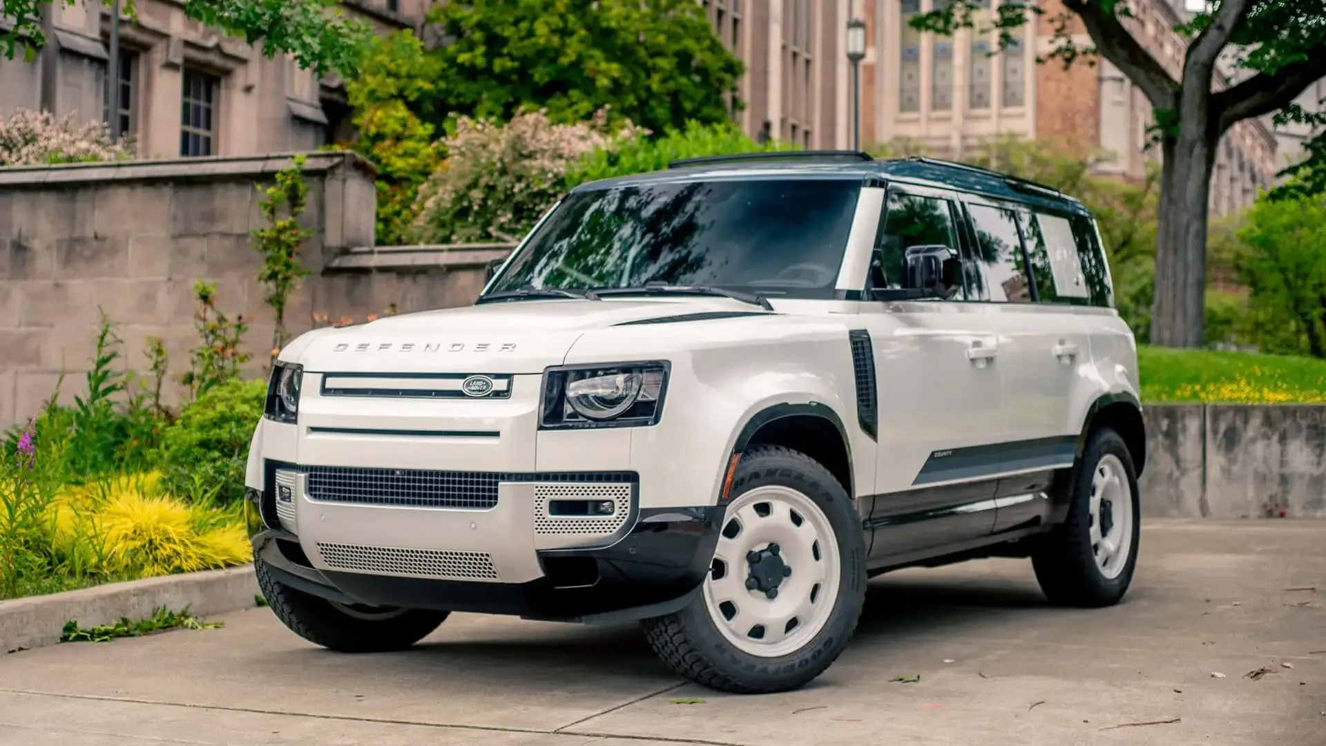 Следующий запас хода Rover Velar может получить совершенно другой дизайн