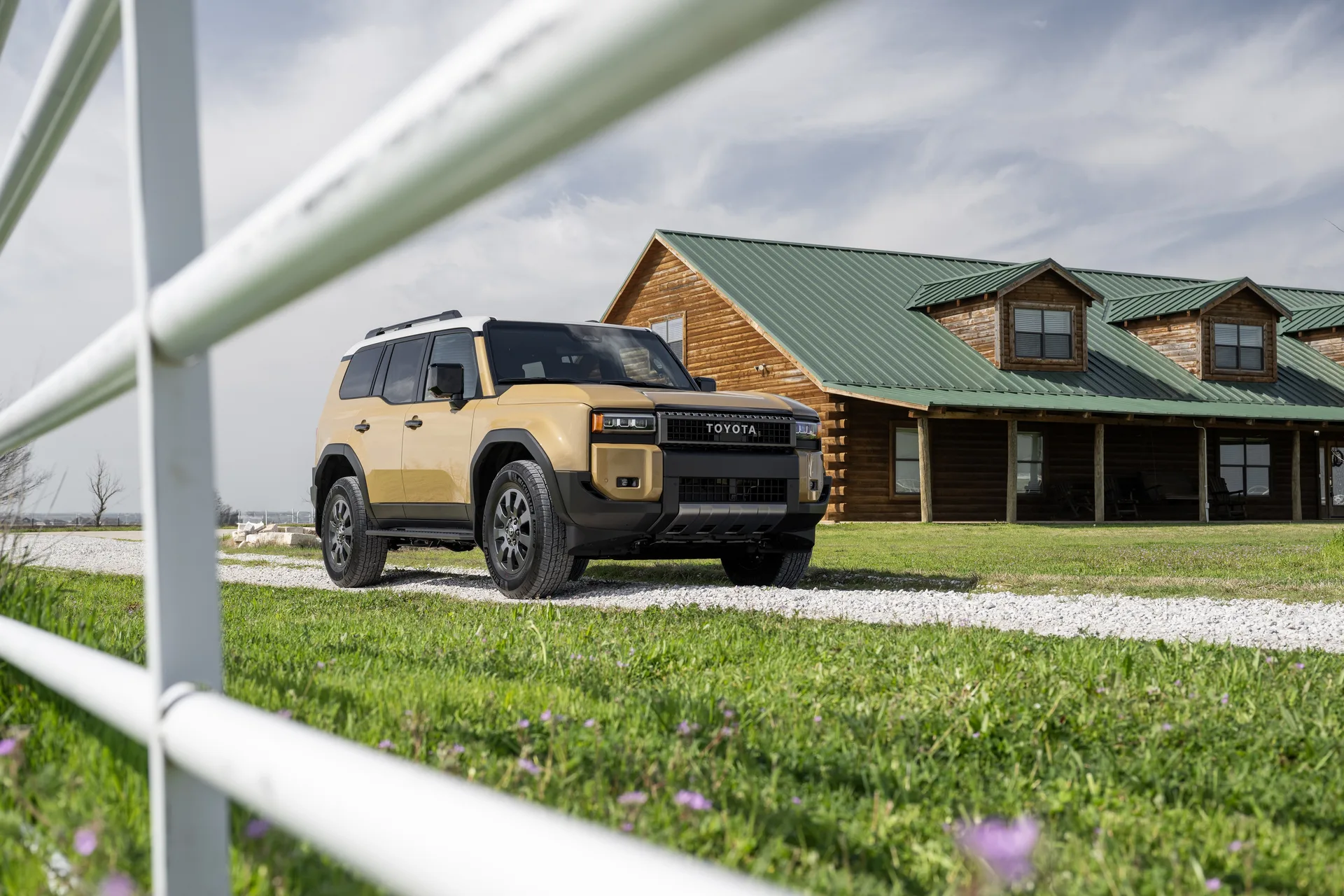Toyota cheamă în service anumite vehicule Land Cruiser MY2024-2027