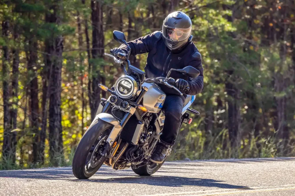 Schimbări în redacție și noi numiri la Ultimate Motorcycling pentru noiembrie 2026