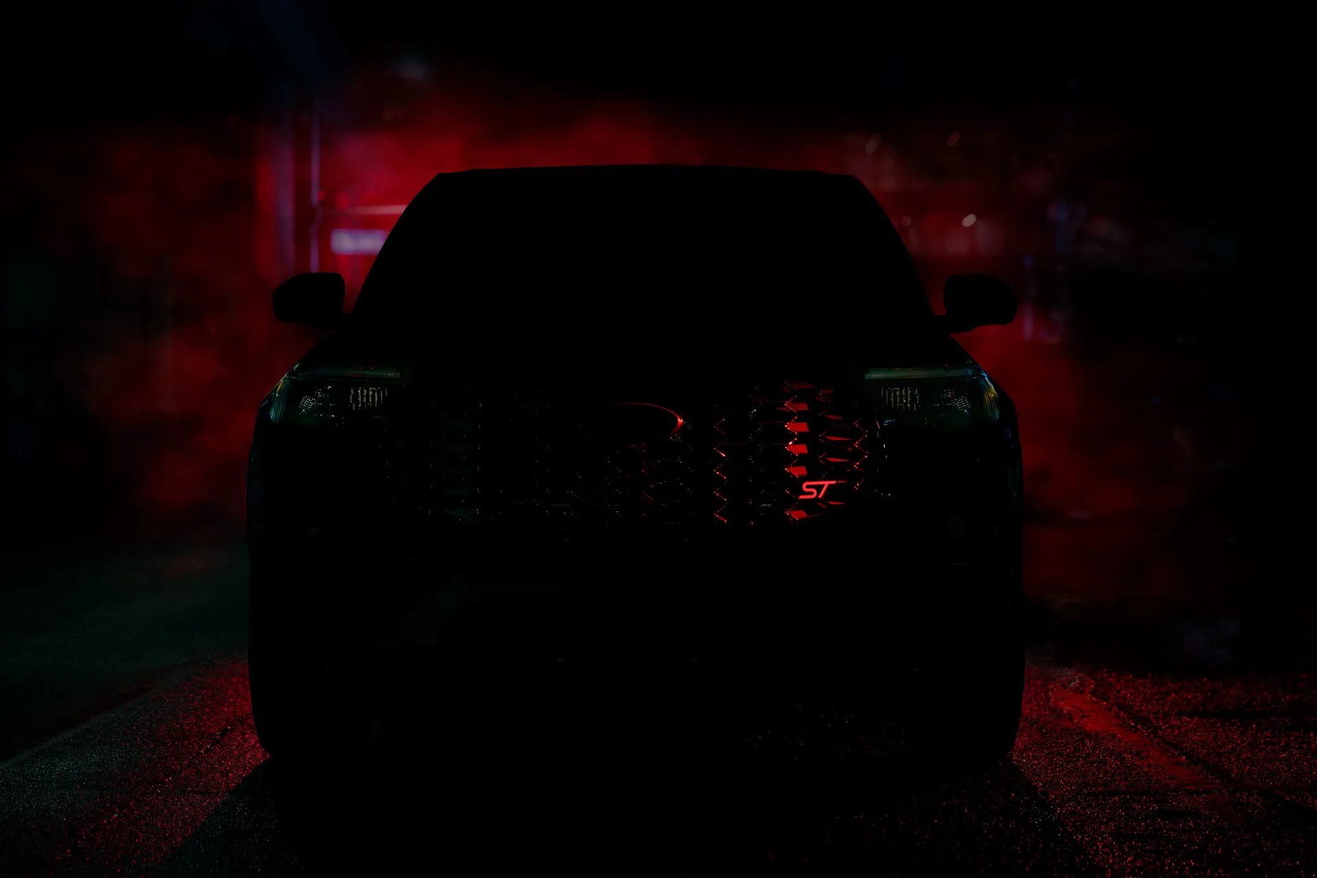 El nuevo paquete Sinister del Ford Explorer ST: un SUV con estilo vampírico y sin cambios de potencia