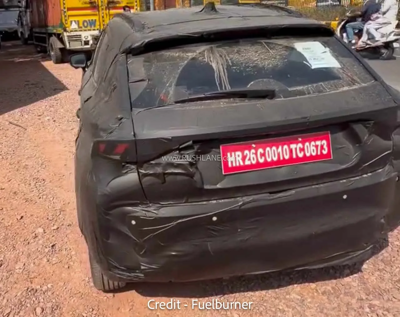 Maruti Fronx Facelift (2027), surprins în teste cu ADAS, un nou motor de 1,2 litri și frâne pe disc pe spate