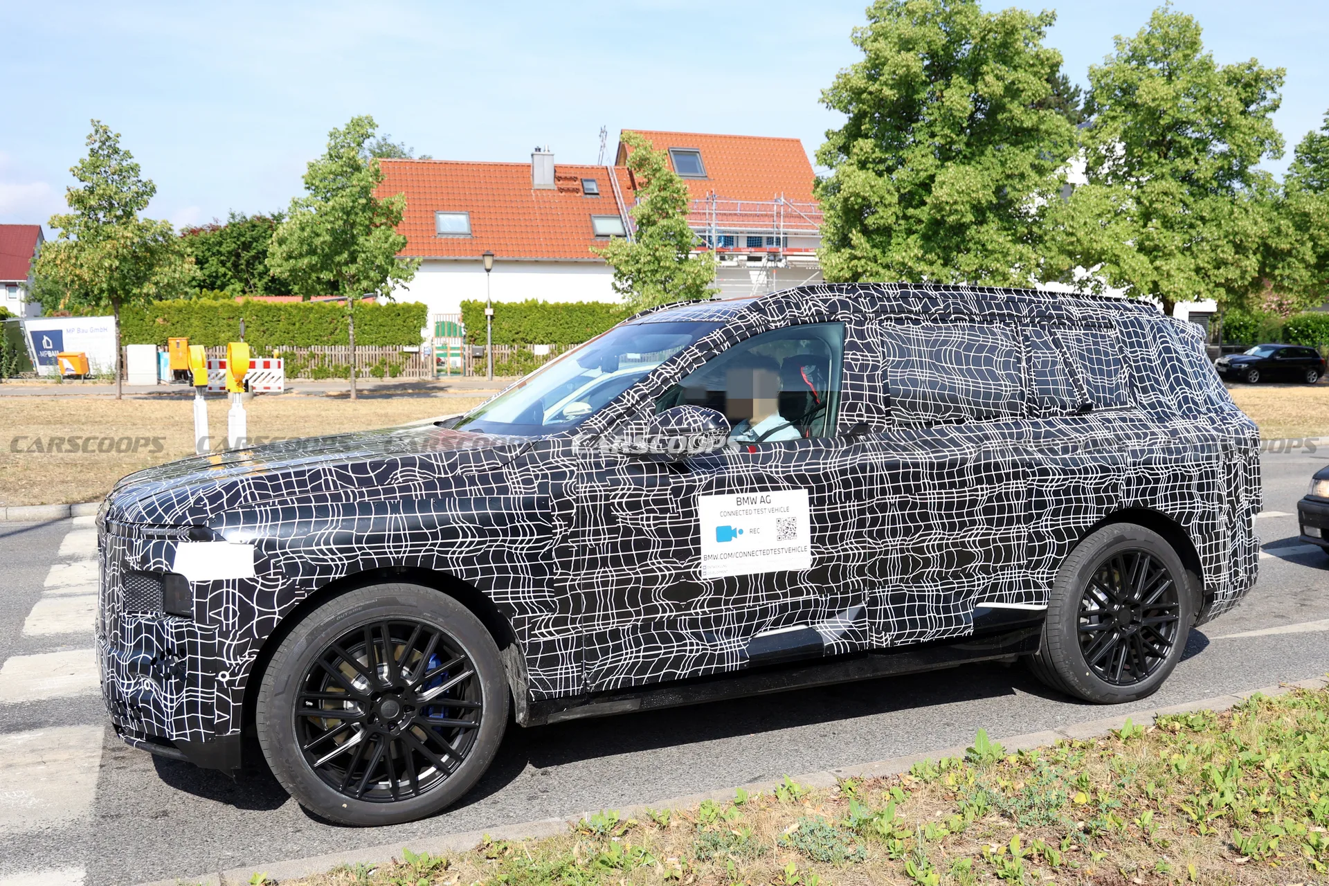BMW's Electric Crossover Flagship: The Upcoming iX7