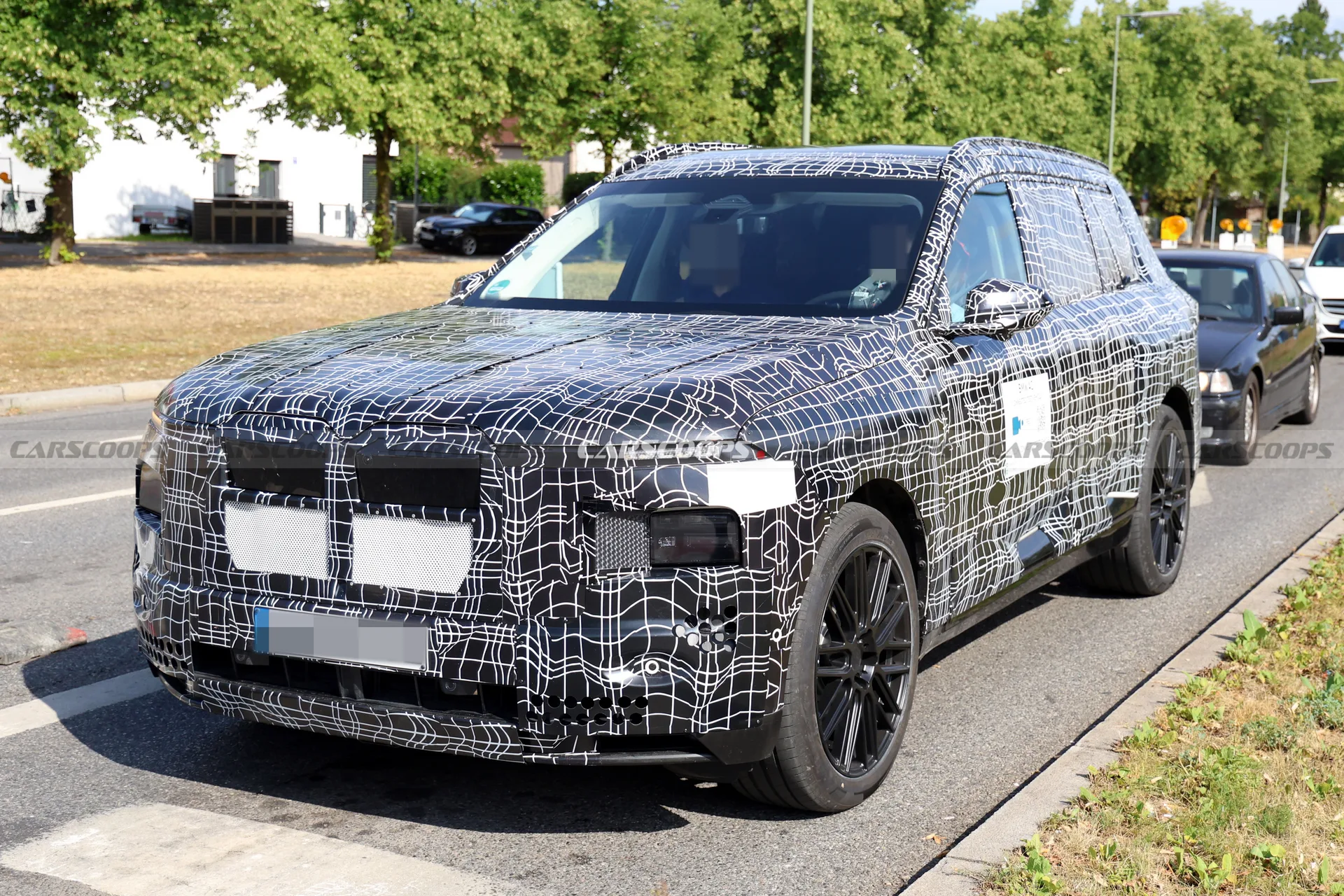 BMW's Electric Crossover Flagship: The Upcoming iX7