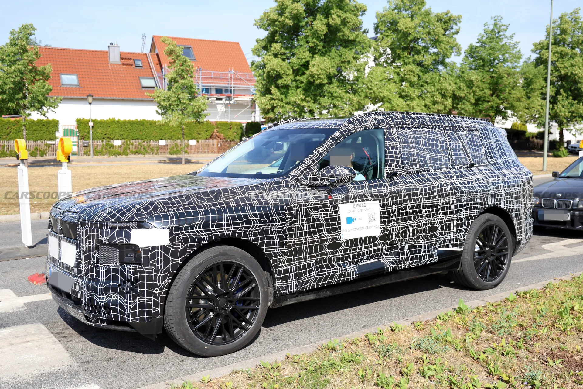 BMW's Electric Crossover Flagship: The Upcoming iX7