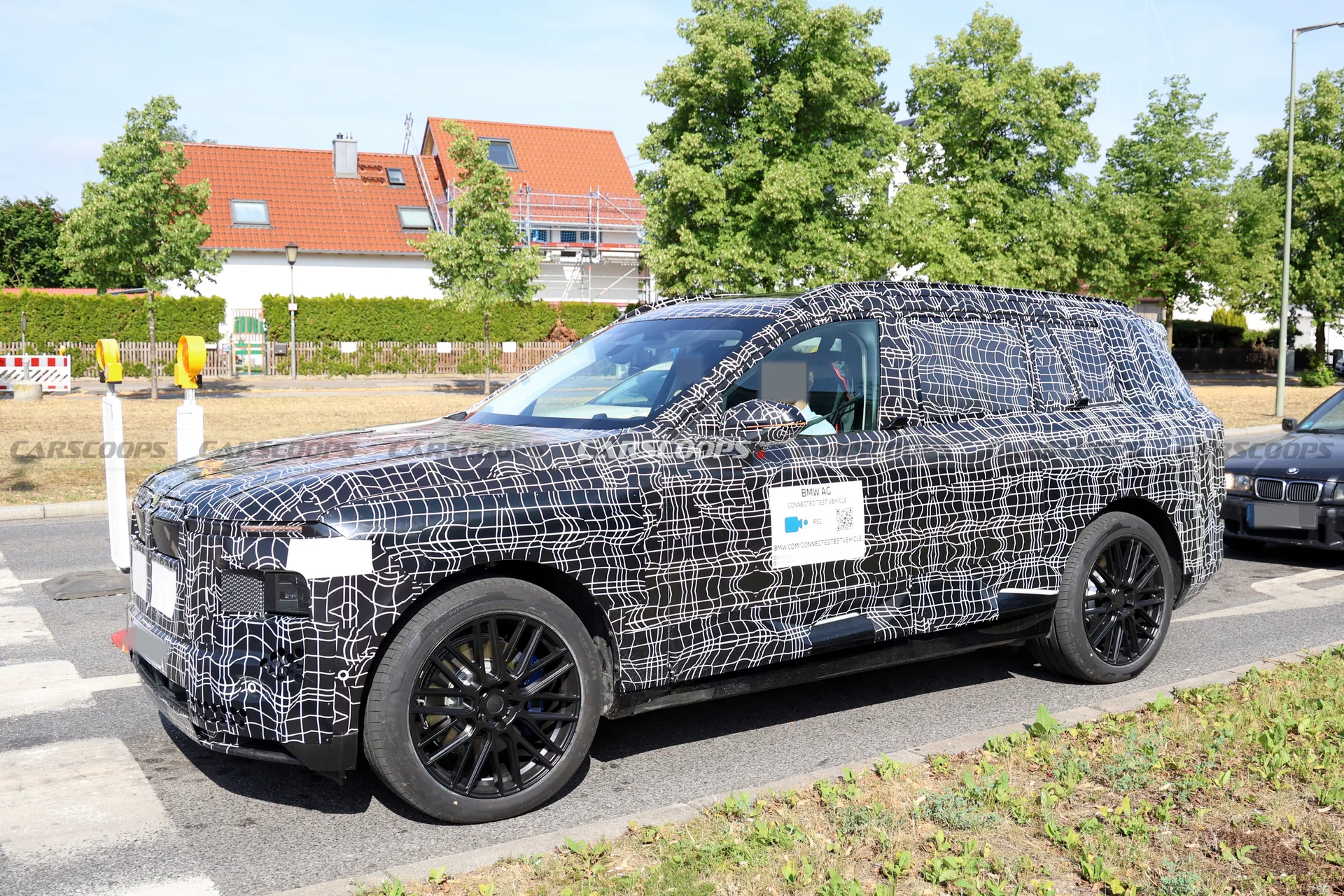 BMW's Electric Crossover Flagship: The Upcoming iX7