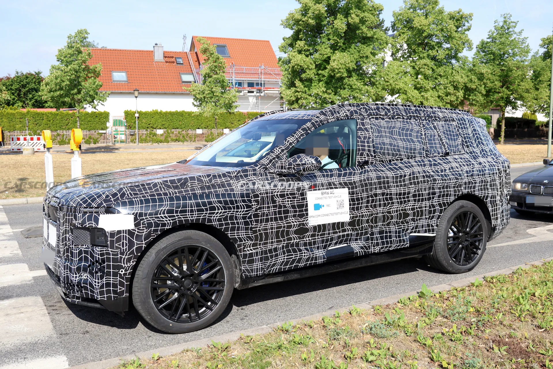 BMW's Electric Crossover Flagship: The Upcoming iX7