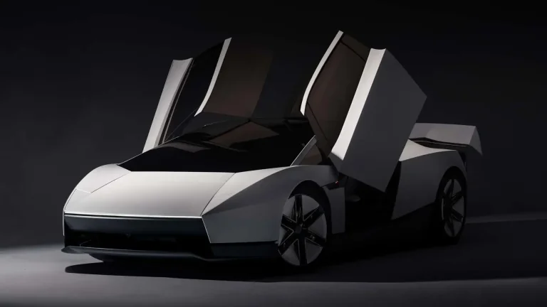 Час готуватися до релізу: Tesla заявляє, що новий Roadster зможе розвивати 531 км/год