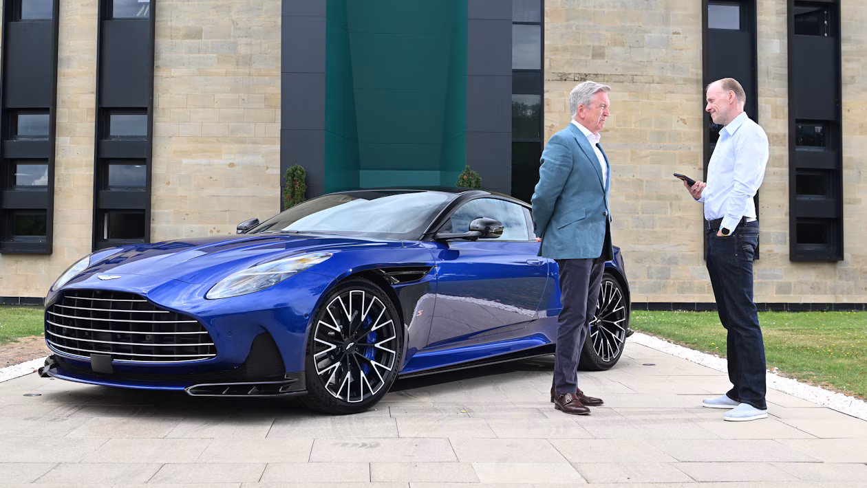 Aston Martin Розкрите майбутнє: спортивний автомобіль і позашляховик наступного покоління представлені в нових зображеннях