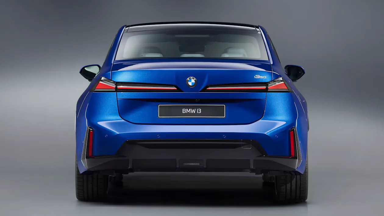 تم الكشف عن BMW i3 الجديد لـ 2026 – الصور الأولى