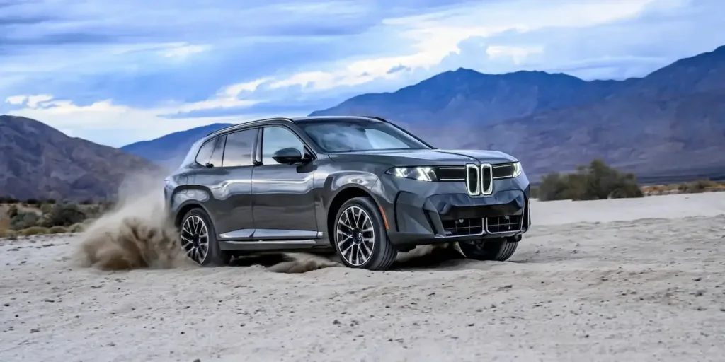 Noul BMW iX5 vine cu îmbunătățiri majore față de predecesorul său X5