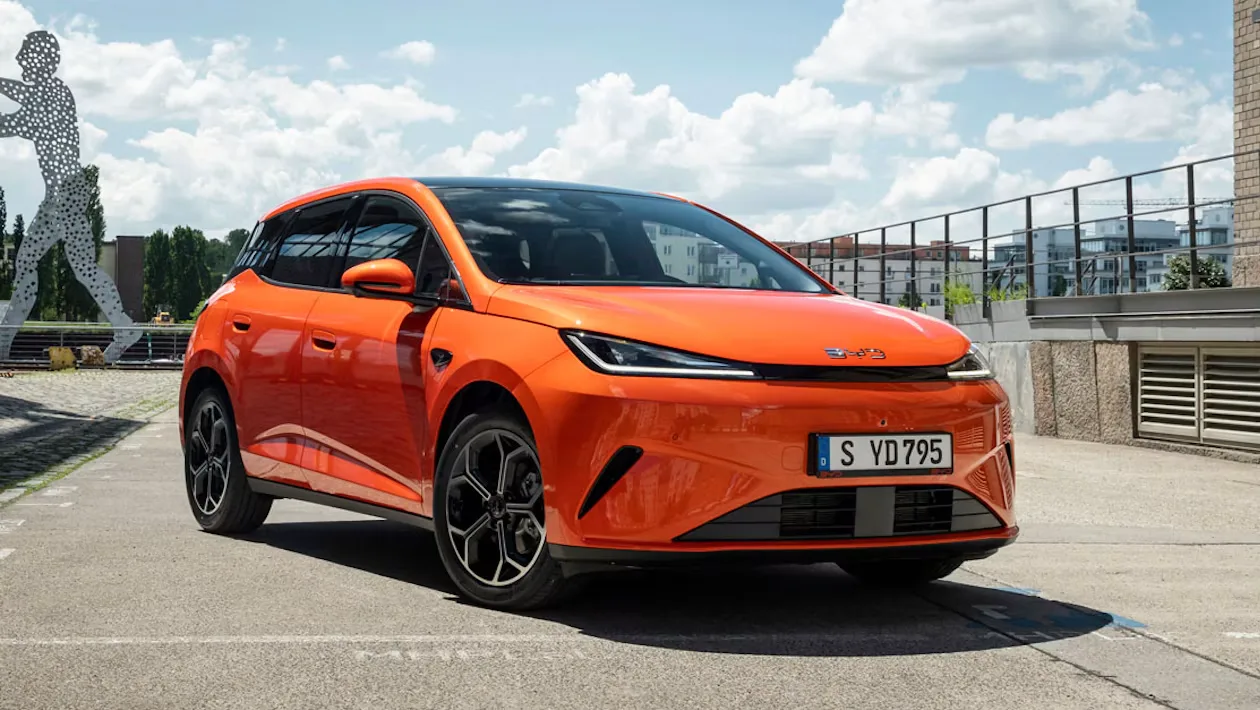 Новый BYD Dolphin G 2026 - первые фотографии