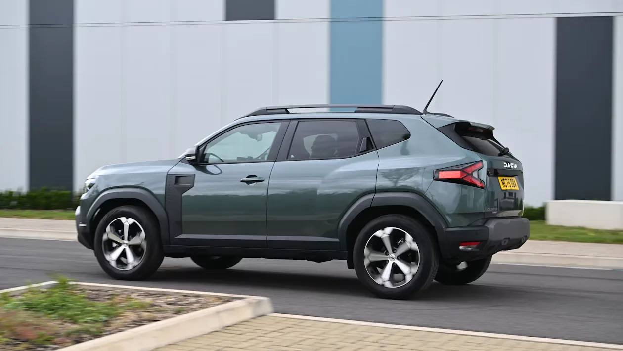 Dacia Duster огляд — фотогалерея
